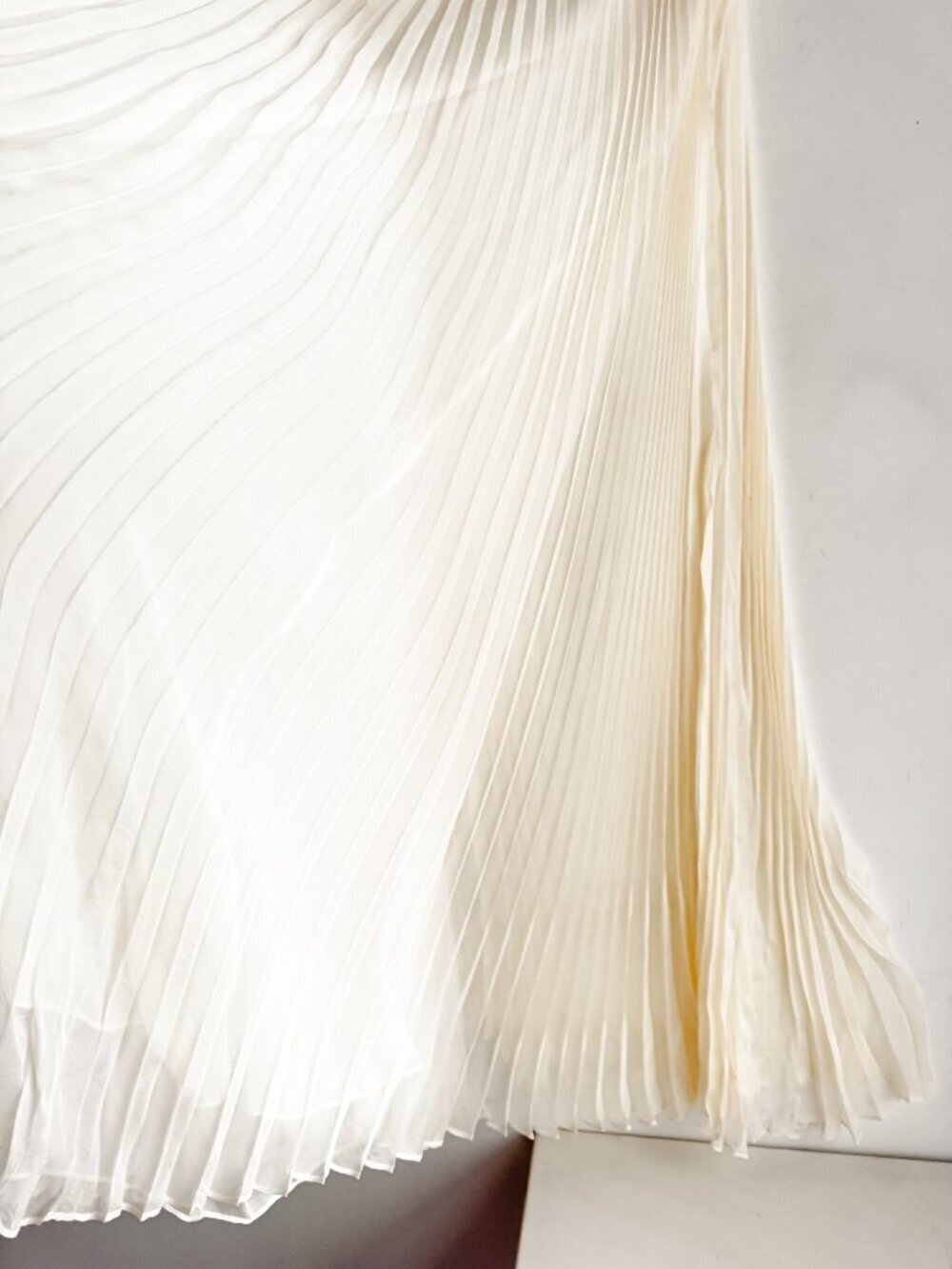 Rag and Bone Asymmetrical Pleated Ivory Silk Minimalist Skirt 6 - Picture 6 of 9
